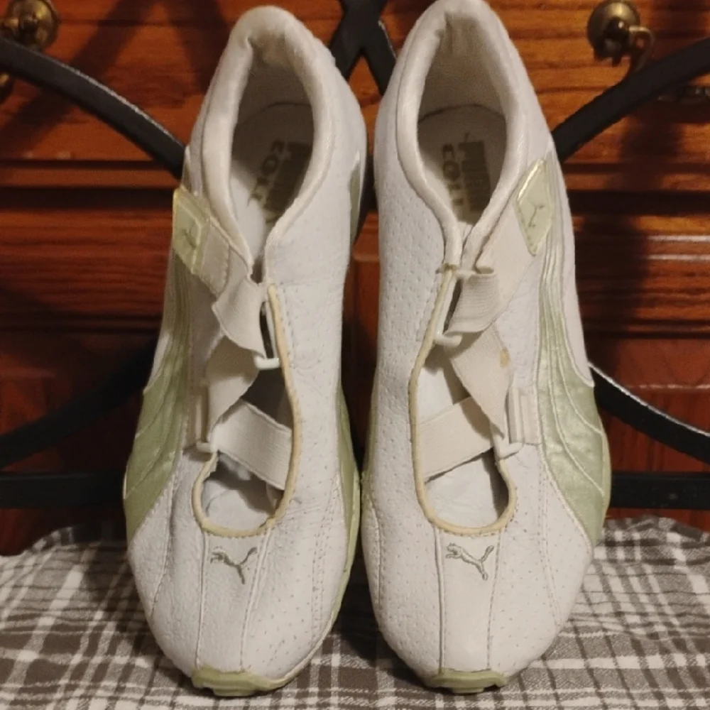 🔥 Puma Cell Women’s Sneakers – Elastic & Velcro Closure 🔥 - Picture 1 of 11